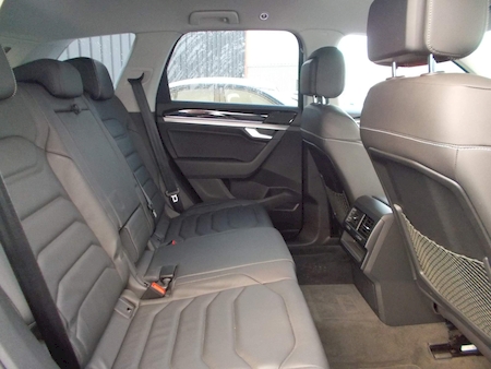 VOLKSWAGEN TOUAREG III 3.0 V6 TDI 231 CV 4WD CARAT ******************  1 ERE MAIN AVEC SEULEMENT 68200 KMS *************